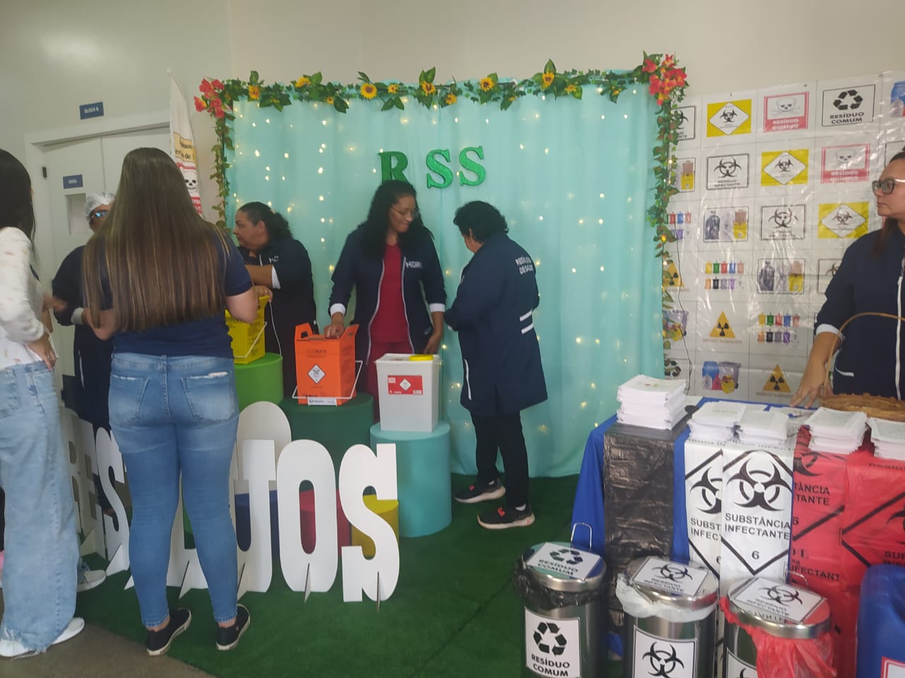 9ª_Blitz_Educativa_sobre_Destinação_de_Resíduos_de_Saúde_Suyanne_Sá_Ascom_Sesau_3.jpeg