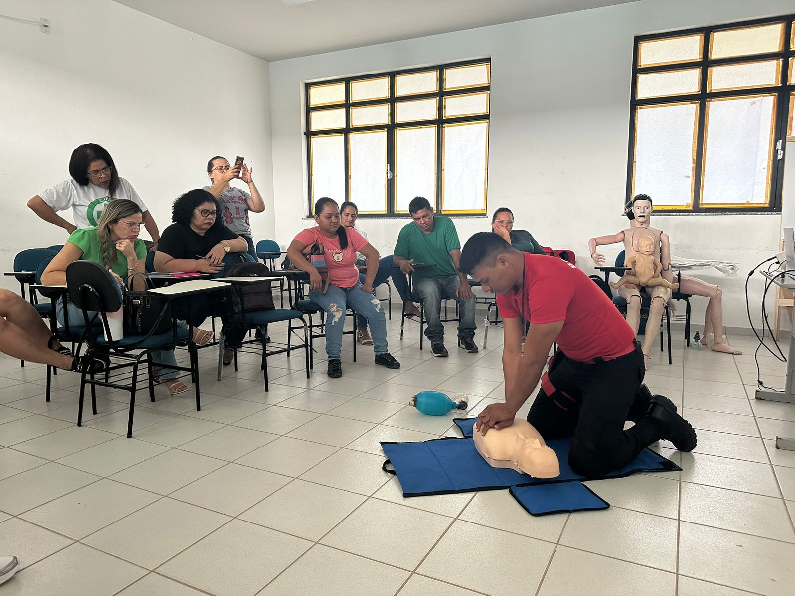 Curso_de_Suporte_Básico_de_Vida_na_ETSUS-RR_Suyanne_Sá_Ascom_Sesau_2.jpeg