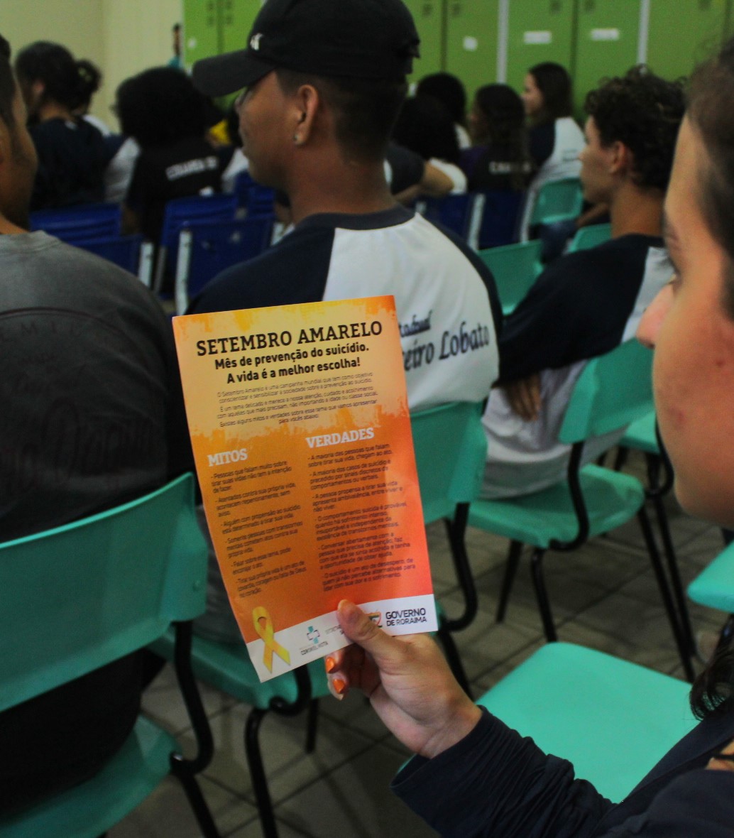 Palestra_Setembro_Amarelo_no_Monteiro_Lobato_Brenda_Lima_Ascom_Sesau_4.JPG