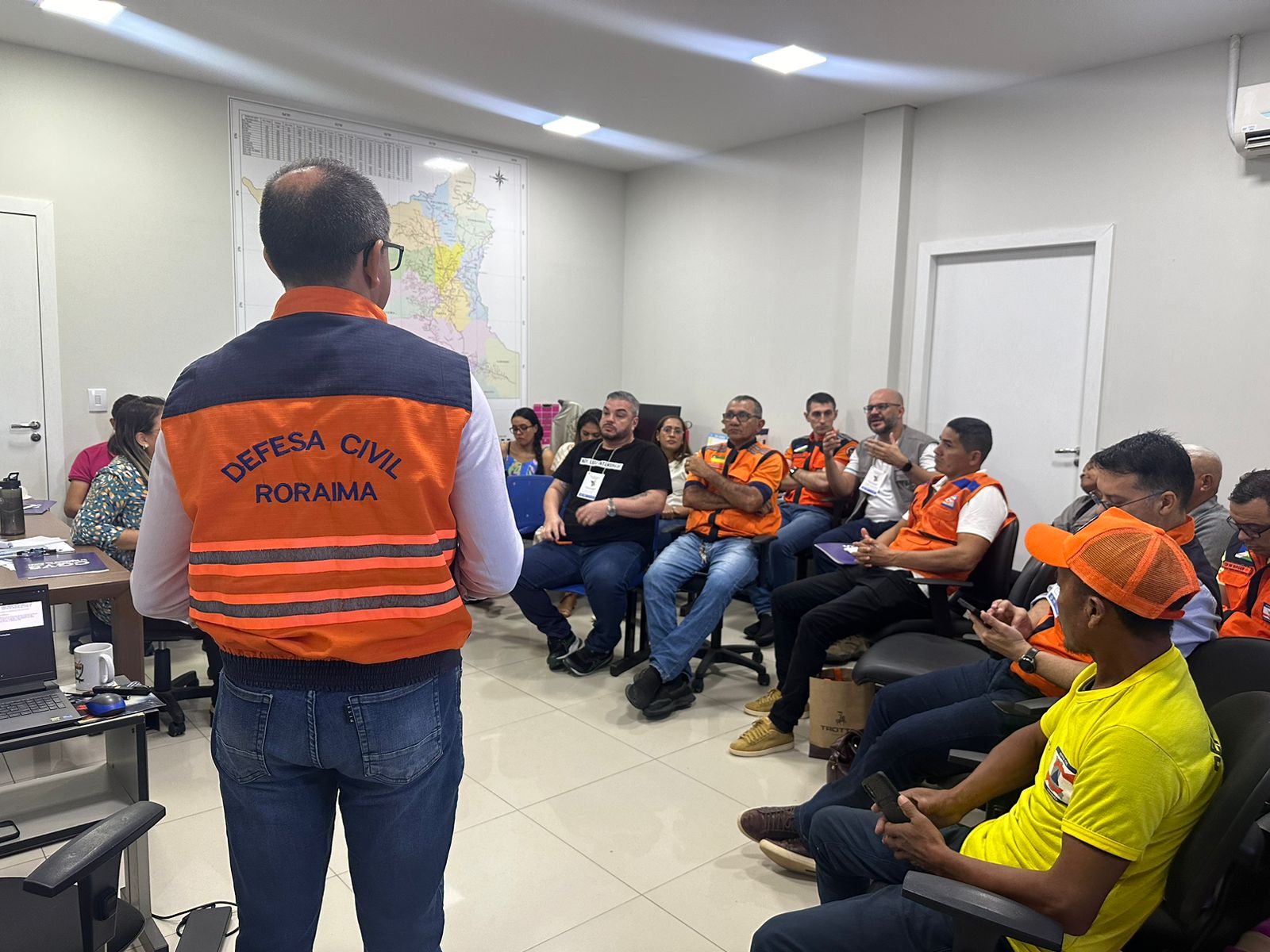 Profissionais de saúde participam de oficina de Plano de Resposta ao Período Chuvoso