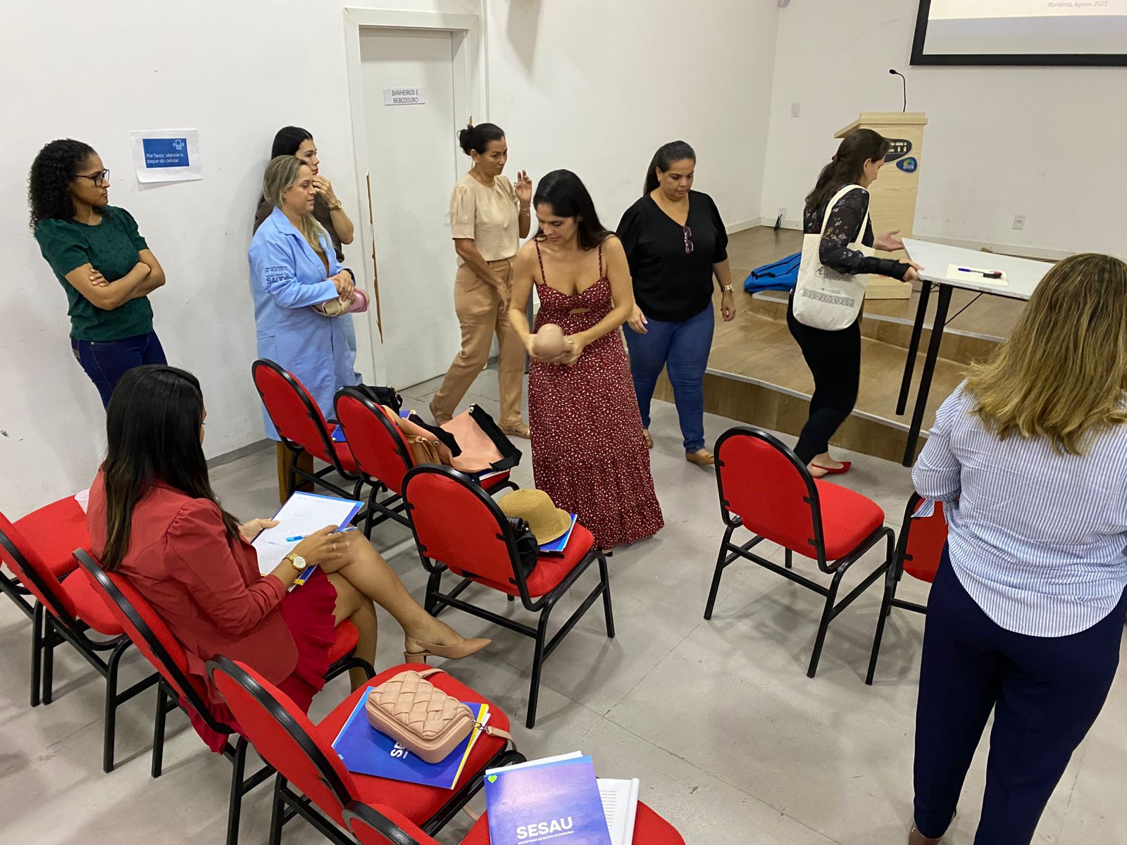 Oficina fortalece práticas de aleitamento materno e alimentação complementar em Roraima