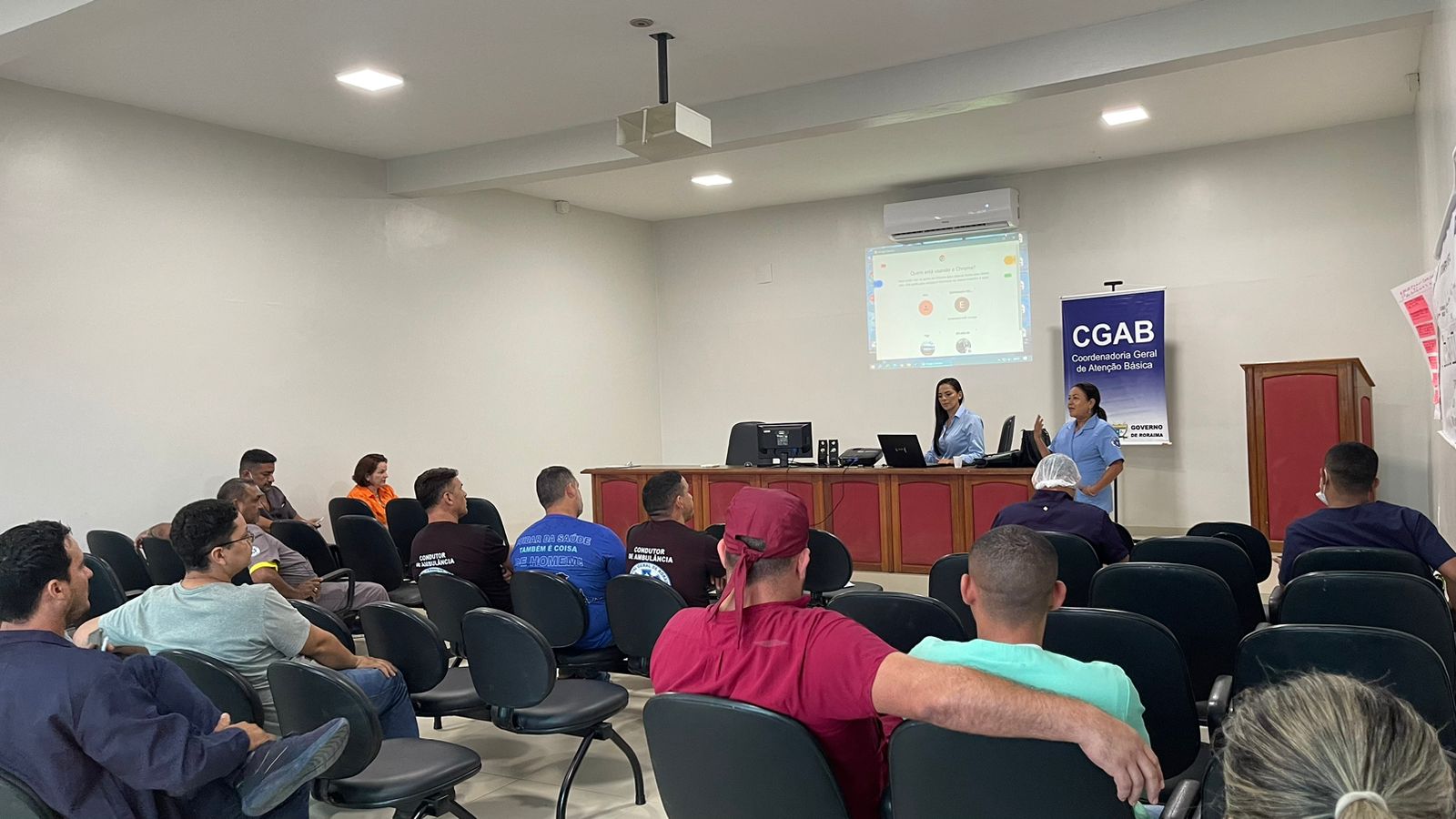Sesau leva orientações sobre saúde do homem para servidores do HGR   