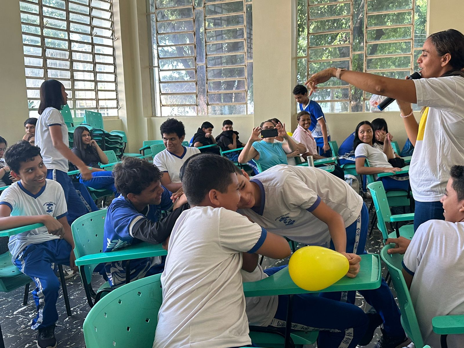 Palestra_de_Encerramento_Setembro_Amarelo_Suyanne_Sá_Ascom_Sesau_2.jpeg