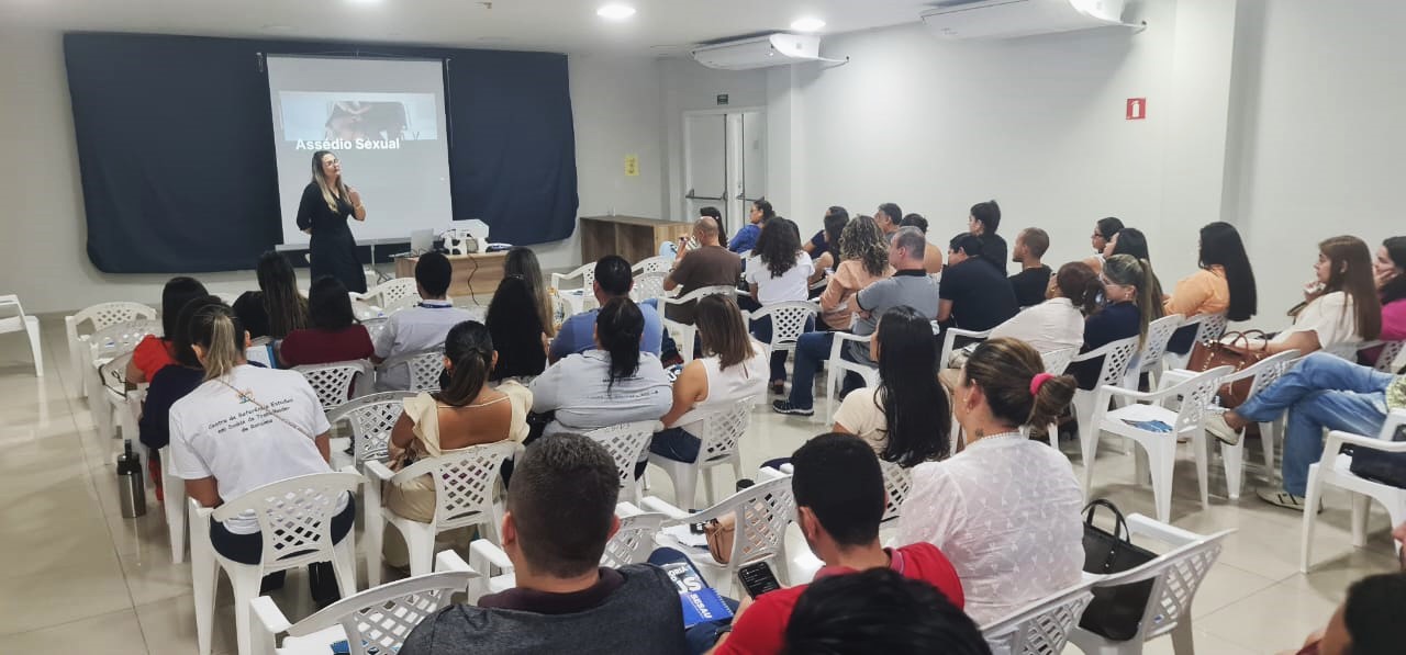 Sesau promove palestra sobre prevenção do assédio e da discriminação moral e sexual