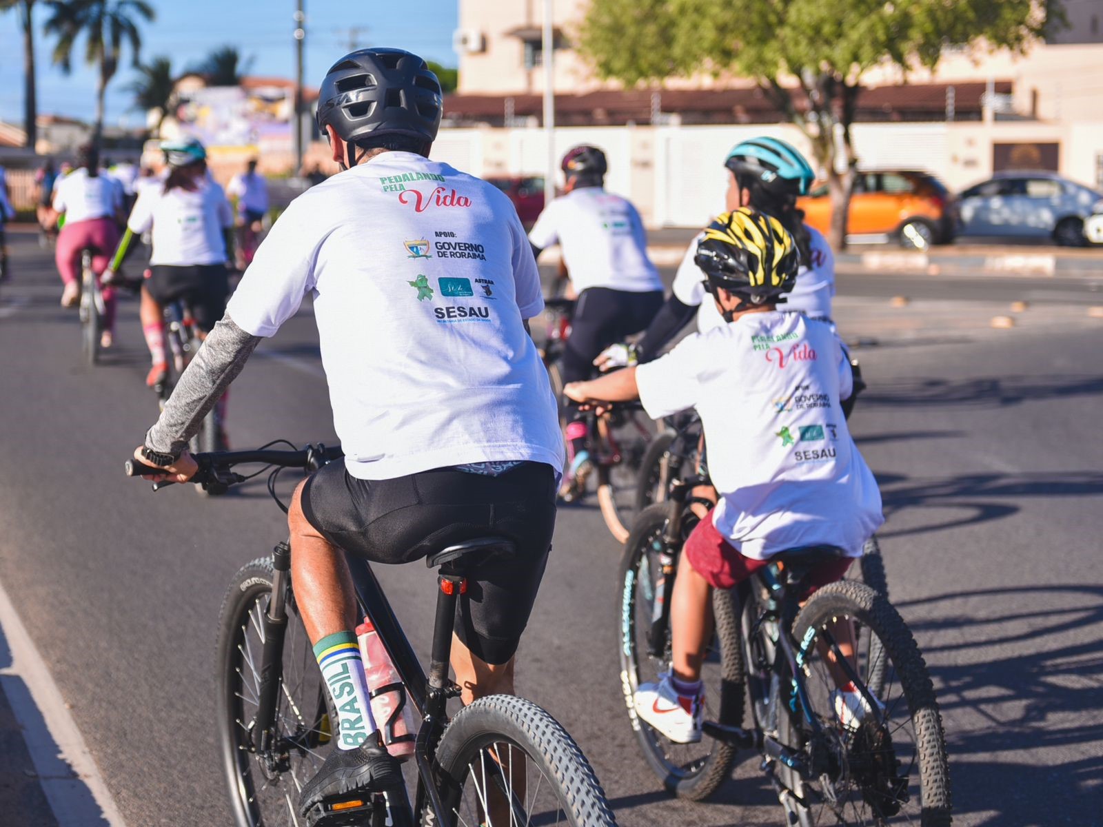 Mais de 150 pessoas participaram do Pedalando pela Vida