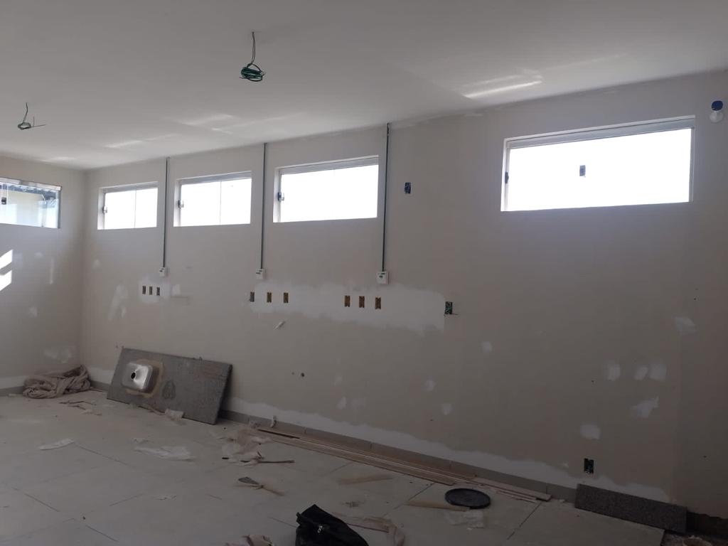 Obra avança e trabalhos devem ser concluídos em dezembro
