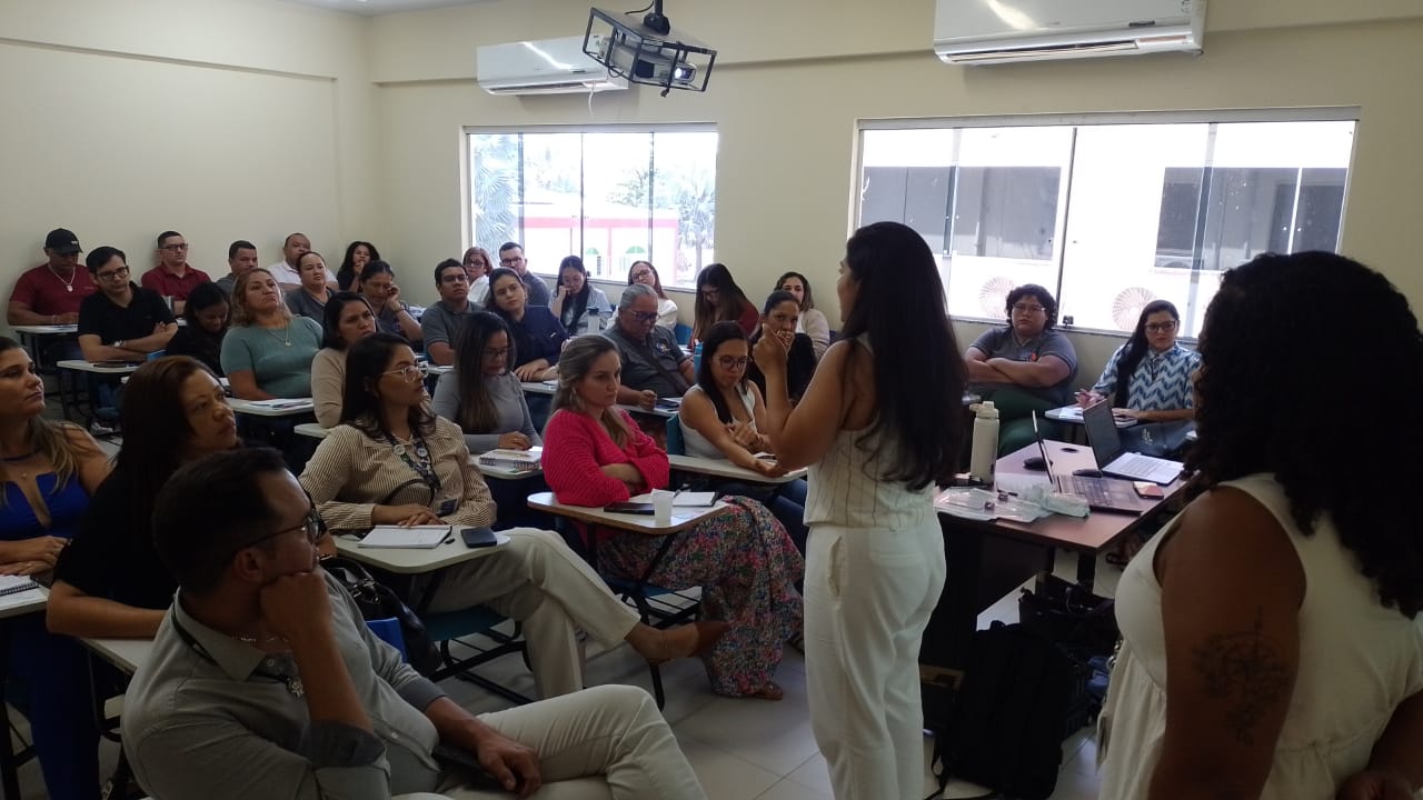 Sesau_capacita_profissionais_para_novo_modelo_de_rastreamento_do_câncer_do_colo_do_útero_Ascom_Sesau_2.jpeg