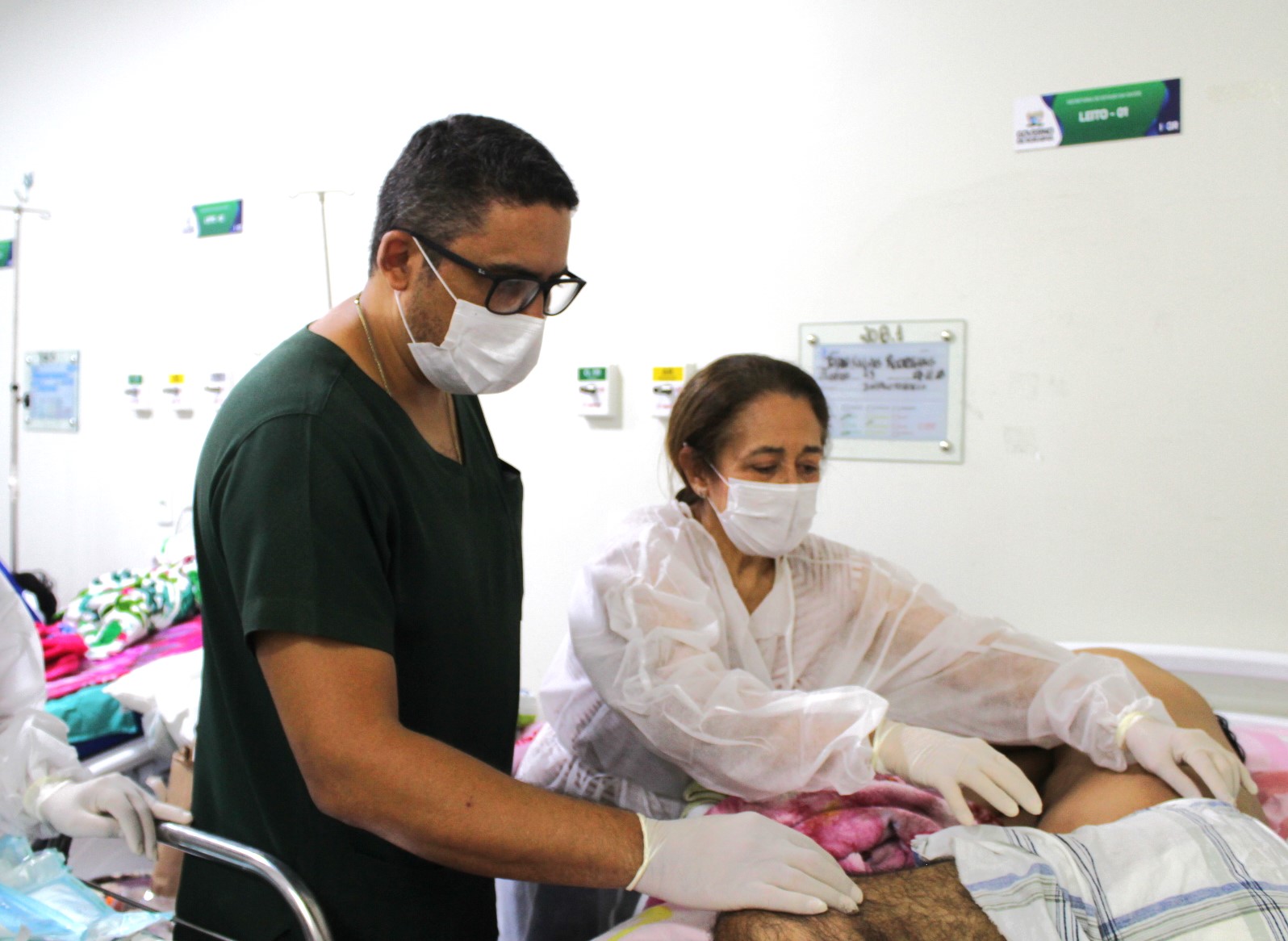 Tratamento_de_Feridas_no_HGR_Brenda_Lima_Ascom_Sesau_2.JPG