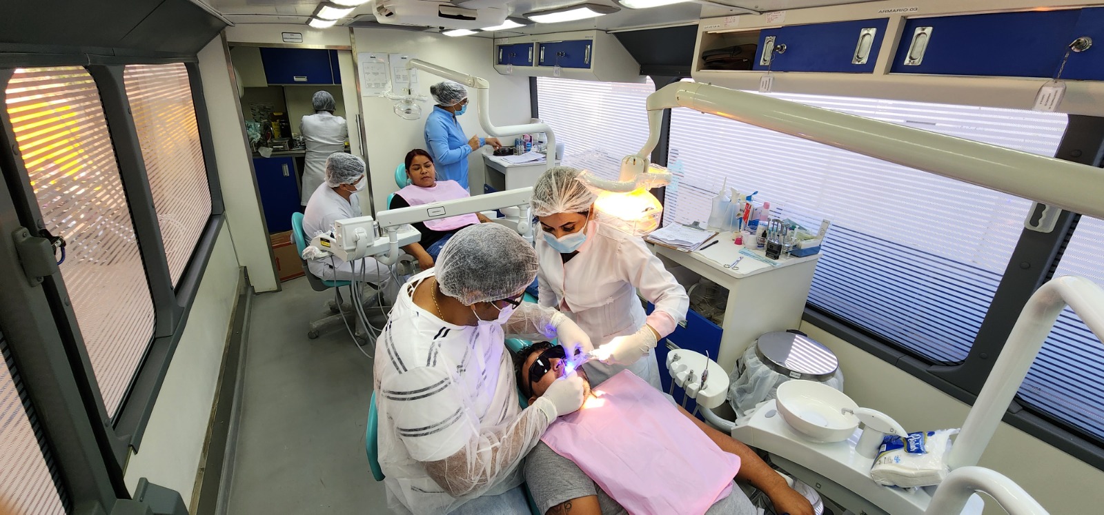 Governo leva atendimentos médicos para moradores das zonas Oeste e Sul da Capital